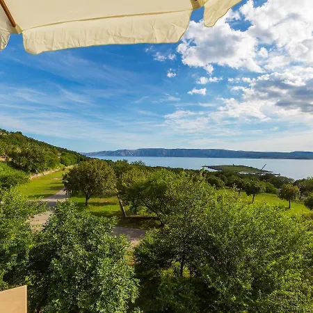 Cvit 1 By Interhome Klenovica