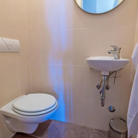 Apartman Cvit 1 By Interhome Klenovica