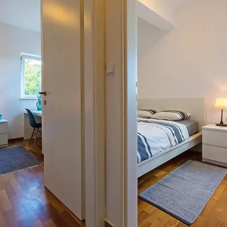 Cvit 1 By Interhome Apartmán Klenovica