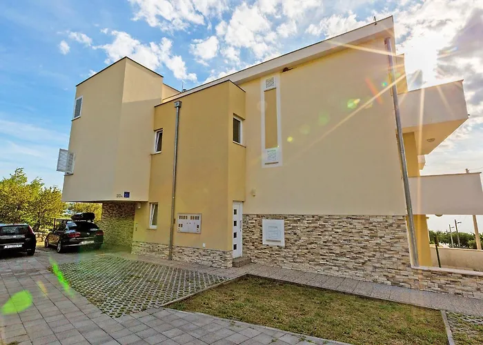 Cvit 1 By Interhome Klenovica